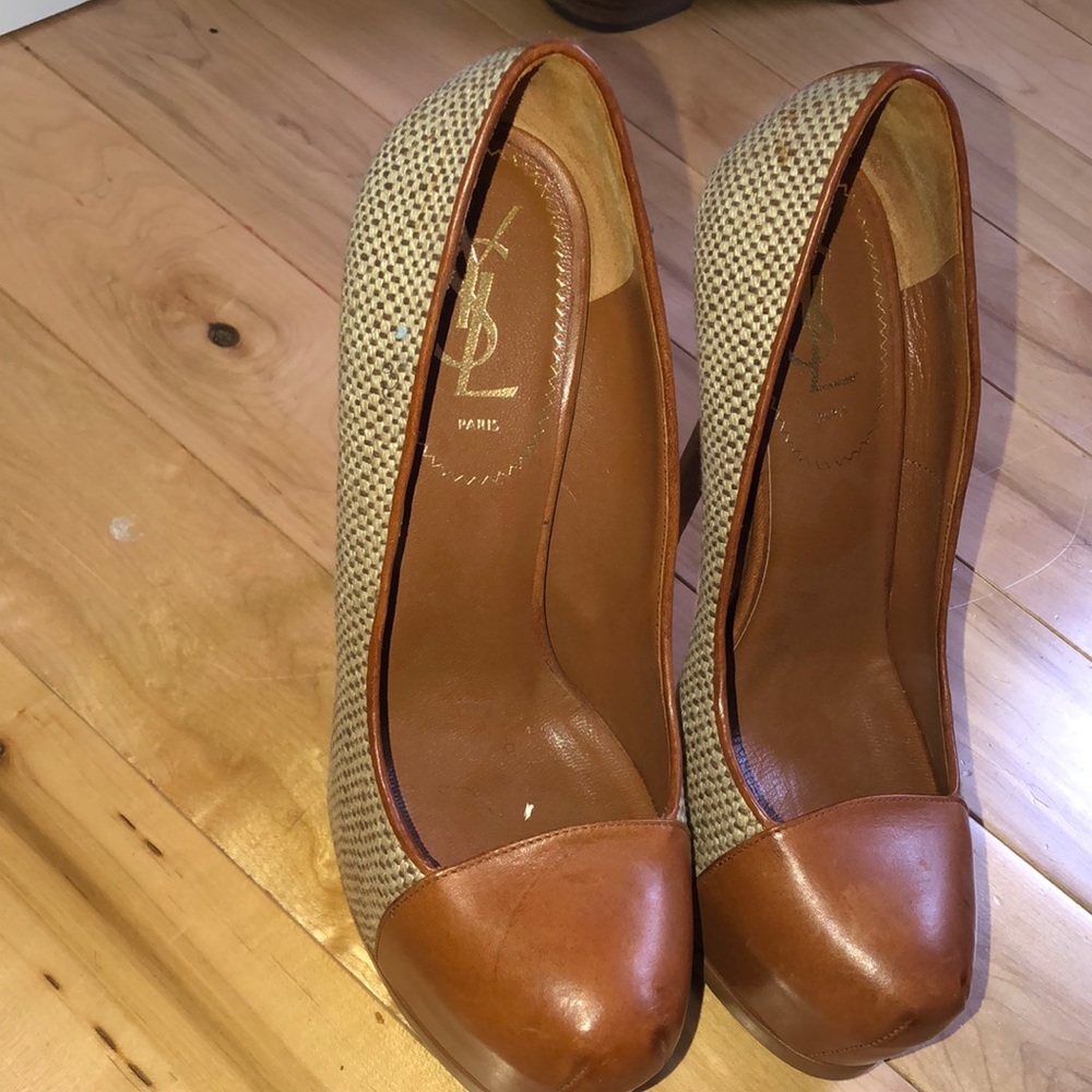 Authentic "YSL" shoes in mint condition worn once
